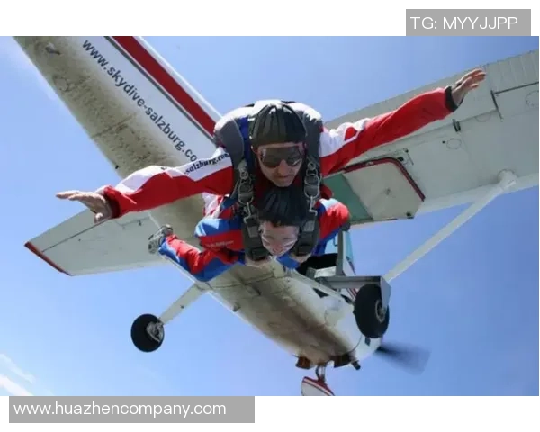 极限挑战与人生哲学：杨芳的深度对话与运动探索之旅